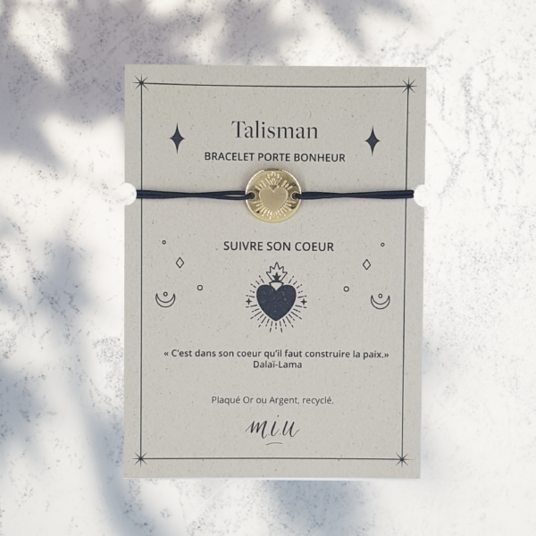Bracelet Talisman avec un coeur ex voto ou coeur sacré en plaqué or recyclé.